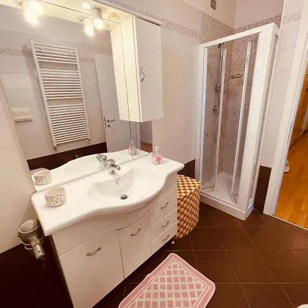 Apartment App4rent Family 3 Camere, 2 Bagni, Wi-fi, Animali Ammessi